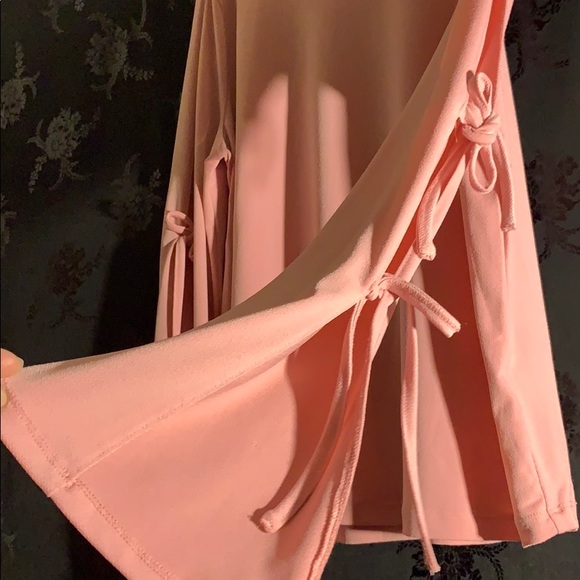 Pink blouse 👚 - Picture 4 of 6